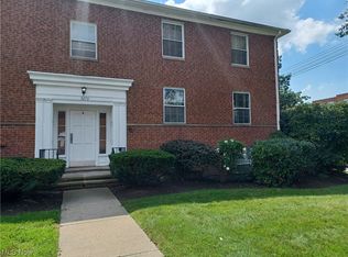 3279 Warrensville Center Rd APT 2A, Shaker Heights, OH