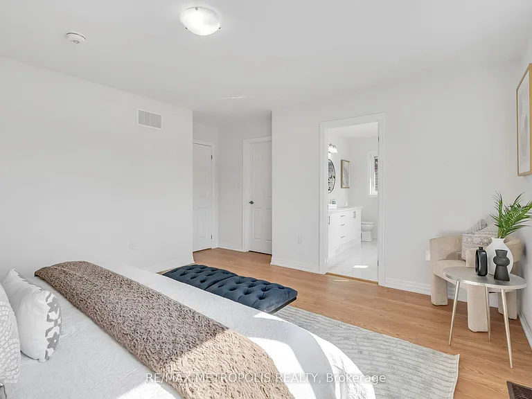 58 Belmont Dr — Photo 22