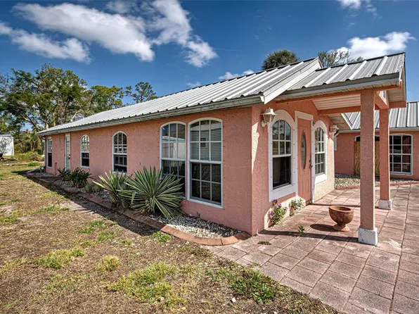 160 W Bay St, Englewood, FL 34223