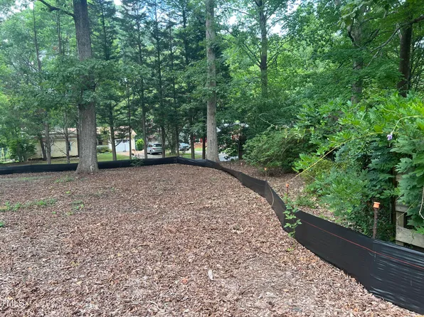 301 Dunhagan Pl #180, Cary, NC 27511