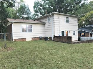 1803 Heilwood Dr, Greensboro, NC 27407