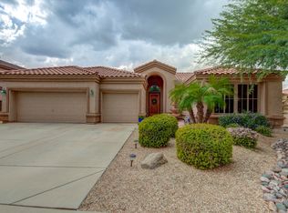 6831 W Skylark Dr, Glendale, AZ 85308