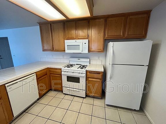 3rd image of 2824 N Zachary St