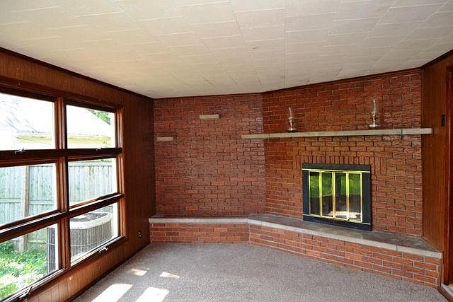 2nd image of 31 Cheshire St