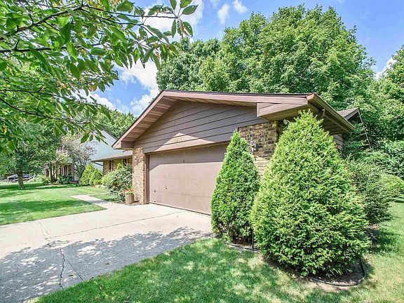 2nd image of 2207 Revere Dr