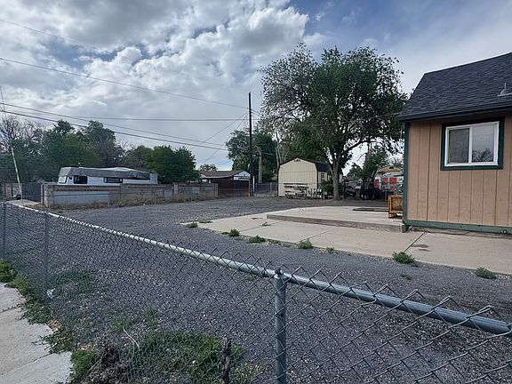 3rd image of 2501 Cheyenne Ave