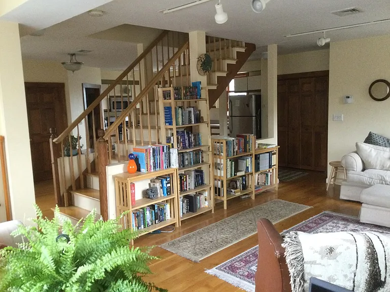 2211 Massachusetts Ave — Photo 1