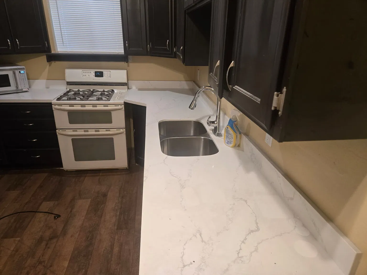 2 bed, 995 sqft, $1,445 — Photo 4