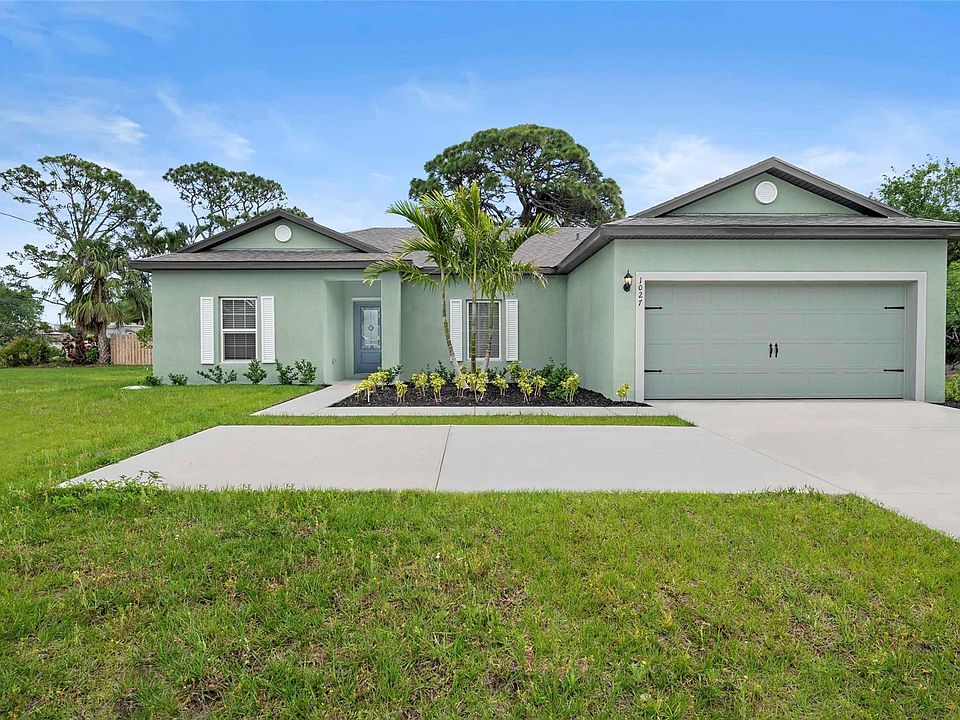 1st image of 1027 SE Floresta Drive