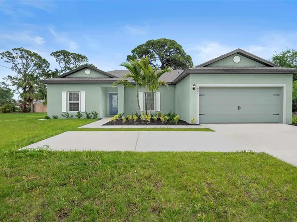 1027 SE Floresta Drive, Port St Lucie, FL 34983