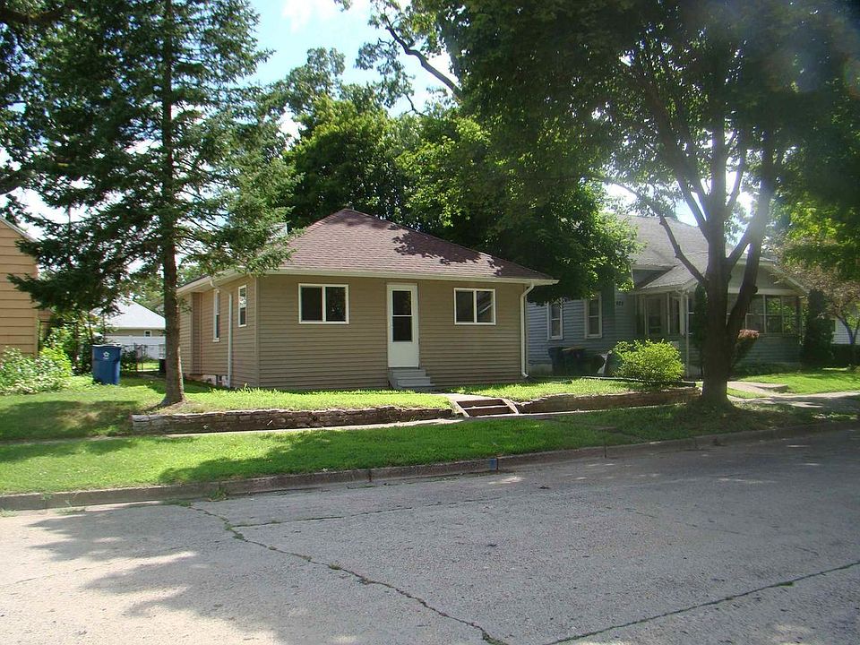 1st image of 617 W Battell St