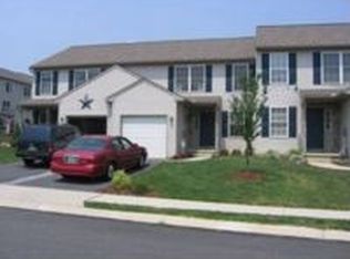 328 Yorkshire Dr, Lancaster, PA 17603