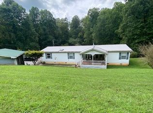 307 Avery Scroggs Rd, Hayesville, NC 28904