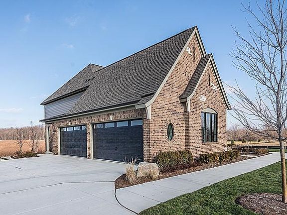5th image of 2431 Westbrooke Cir S