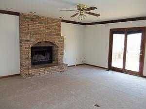 3rd image of 3980 Triple Crown Dr