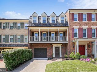 2328 S Rolfe St, Arlington, VA 22202