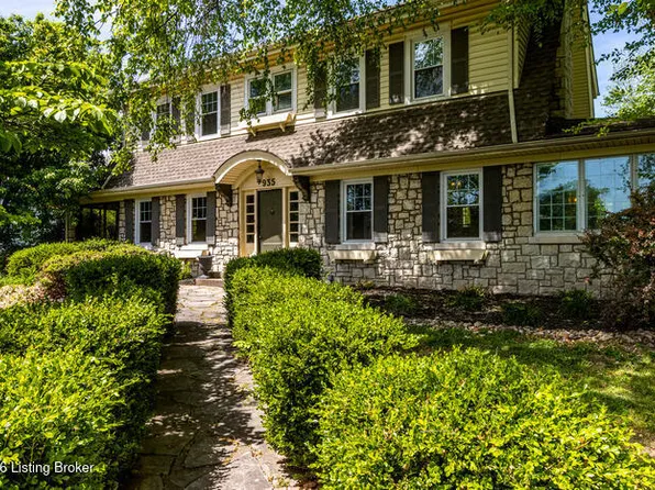 935 Cardinal Dr, Audubon Park, KY 40213
