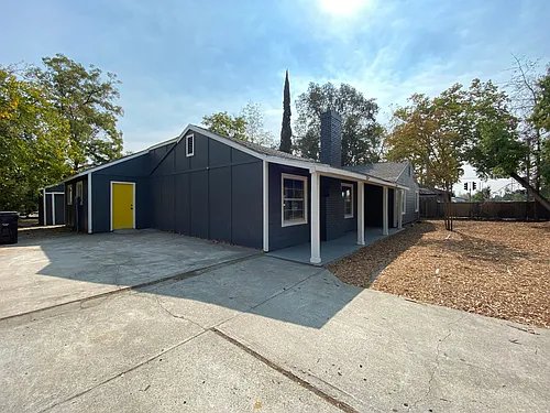 2504 Eastern Ave Photo 1