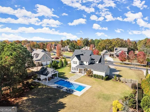6415 Winter Harbor Dr, Flowery Branch, GA 30542
