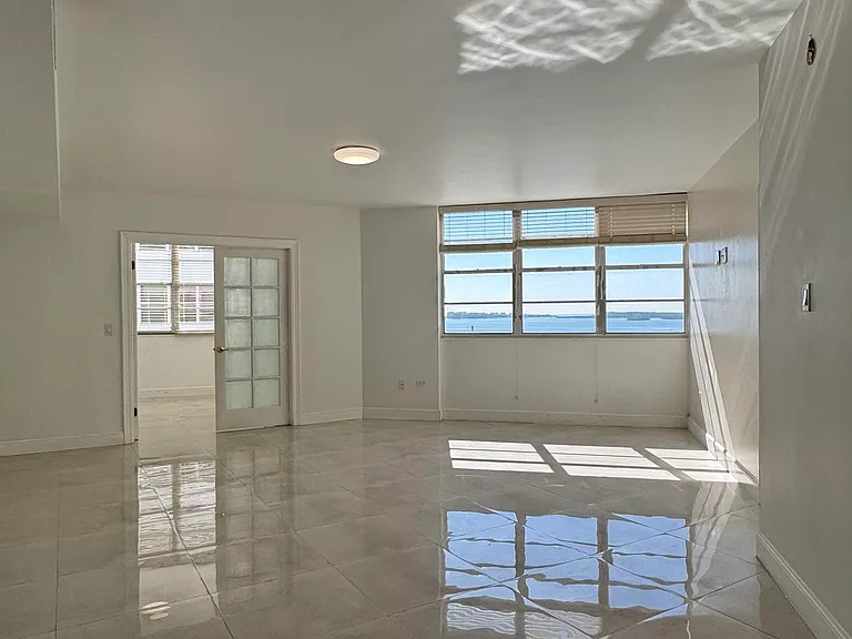 825 Brickell Bay Dr #1544 — Photo 27
