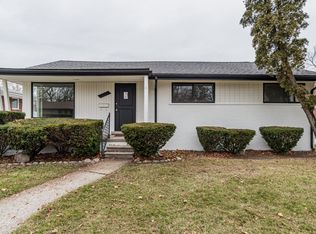 13660 Pearson St, Oak Park, MI 48237