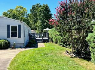 85 Ariel Loop, Hendersonville, NC 28792