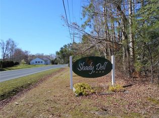 37561 Cedar St, Ocean View, DE 19970