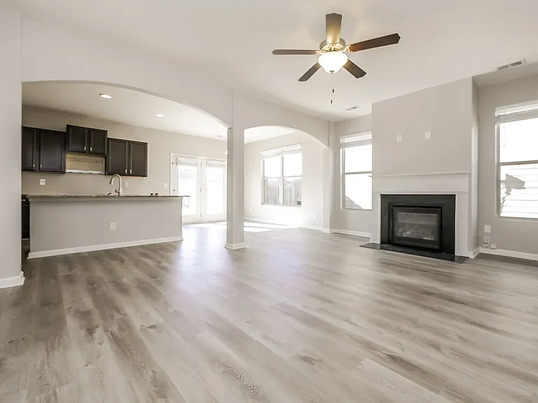 2632 Cornwall Dr — Photo 7
