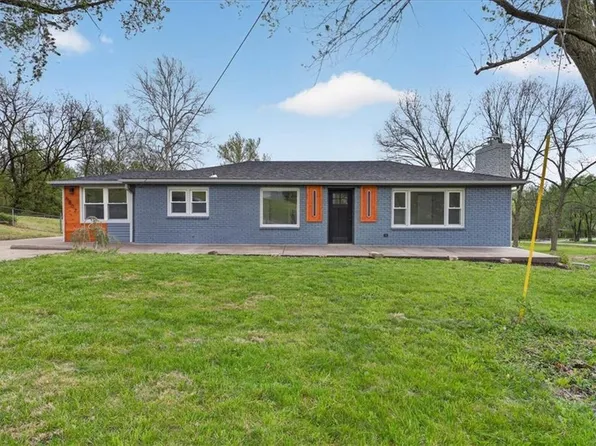 6807 Sycamore Ave, Kansas City, MO 64133