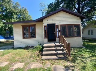1219 Robinson St, Danville, IL 61832