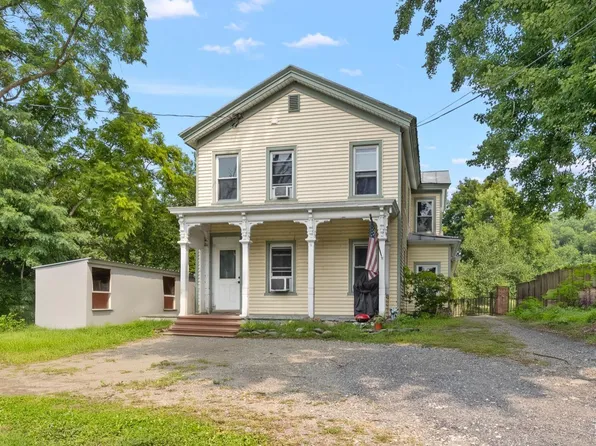 105 Church Street, Claverack, NY 12565