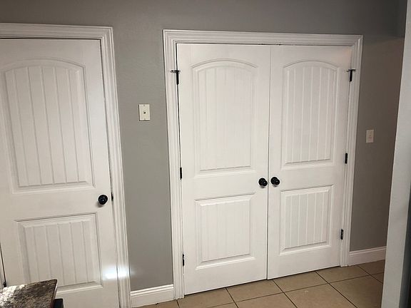 3rd image of 1726 W Gordon St APT B8