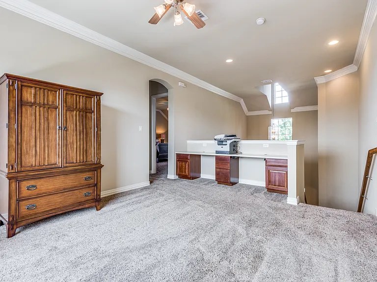 636 King Lionel Ln — Photo 17