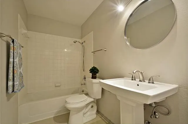 12921 Covington Trl — Photo 21