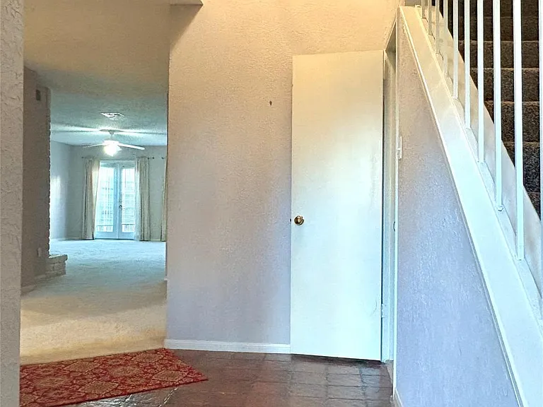 14213 Lost Meadow Ln — Photo 6