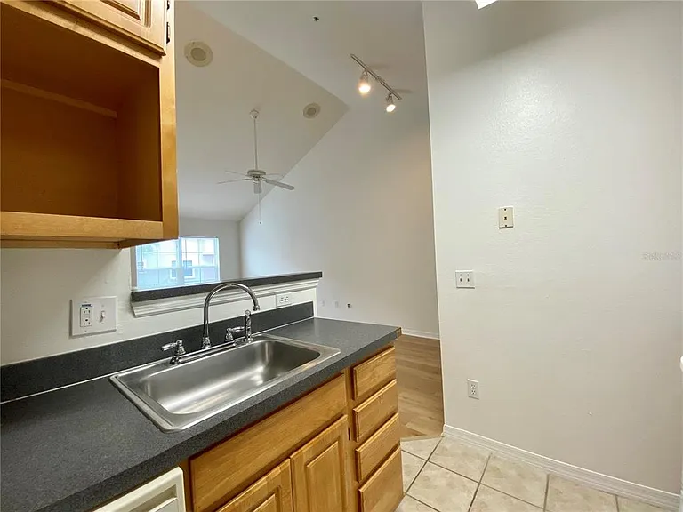 3364 Westchester Square Blvd #205 — Photo 5