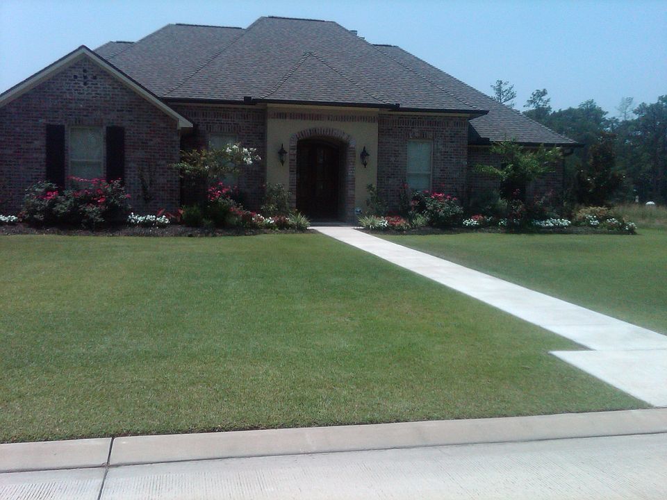 1st image of 1901 Augusta Way