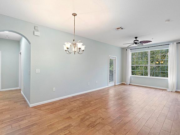 5th image of 6265 Contessa Dr APT 210