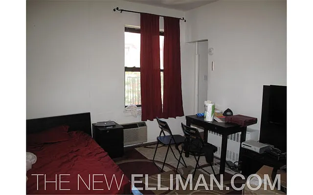 Rented by Douglas Elliman | media 23