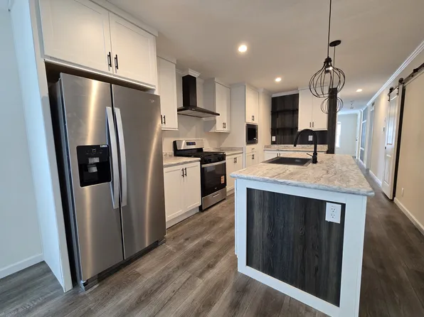 11 Pond Dr #11P, Brunswick, ME 04011