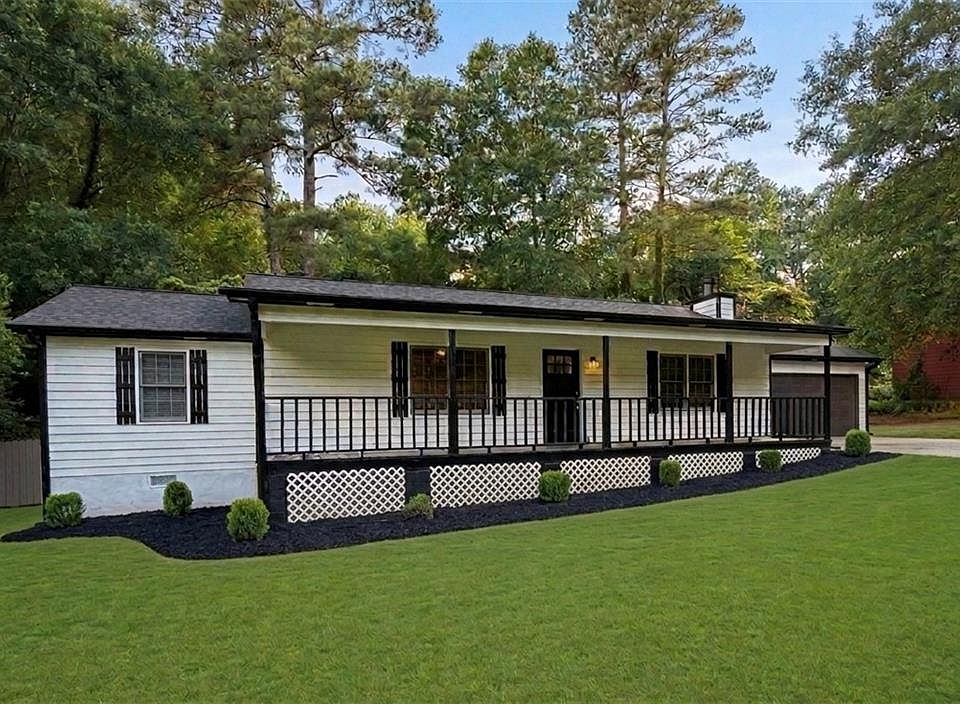 1st image of 46 Stone Wood Ln