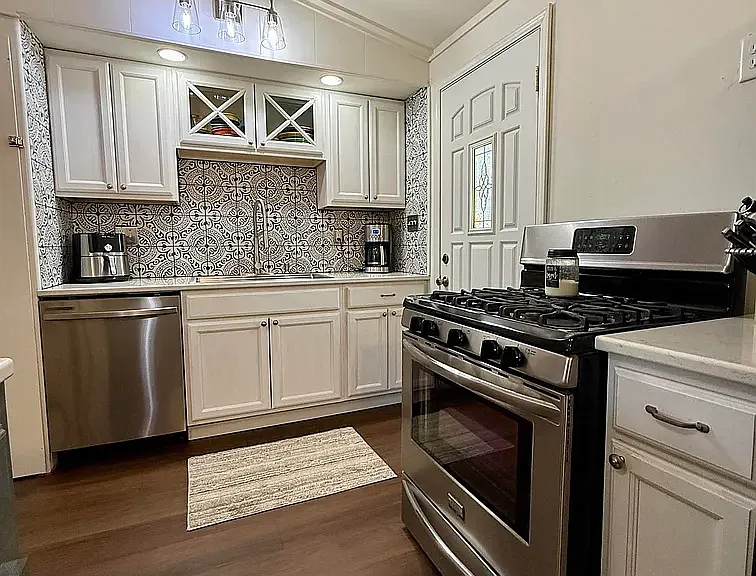 814 W Sunnyview Ave #1 — Photo 7