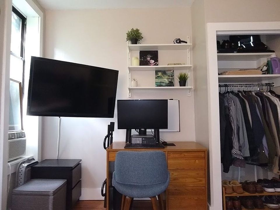 1st image of 189 Menahan St #2B