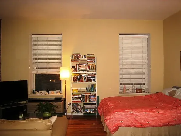 135 W 82nd St APT 3, New York, NY 10024