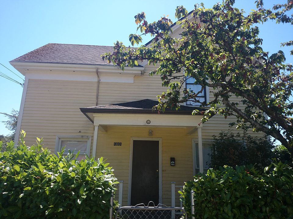 2nd image of 1311 E Spruce St