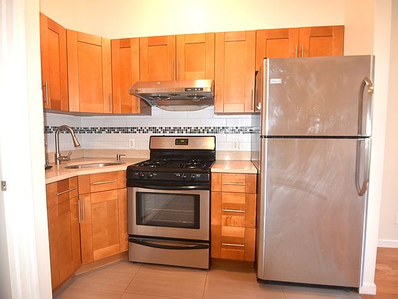 3rd image of 704 Grand St #2B