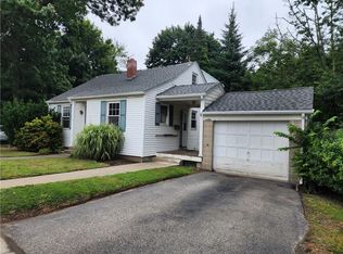 135 George Waterman Rd, Johnston, RI 02919