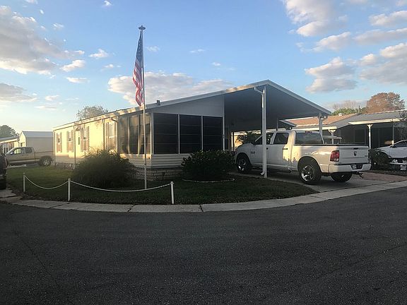 Corner lot