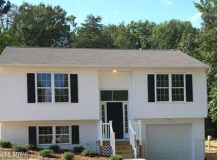 13388 Mason St, Woodford, VA 22580