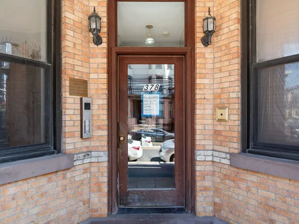 378 Baldwin Avenue image 2 of 18